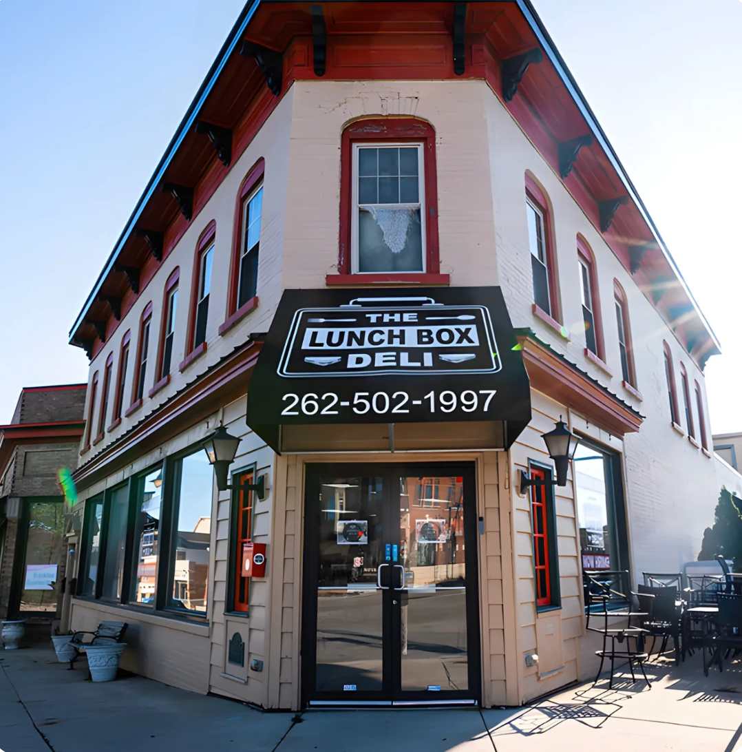 The Lunch Box Deli — photo 1
