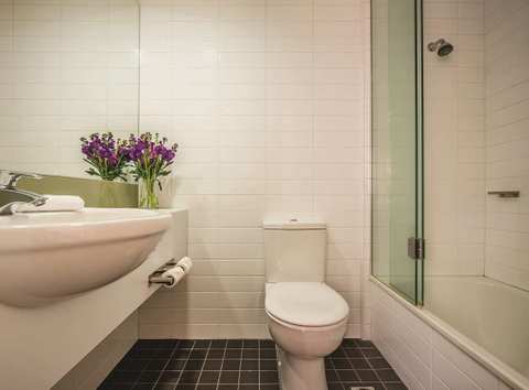 Travelodge Hotel Wellington — photo 3