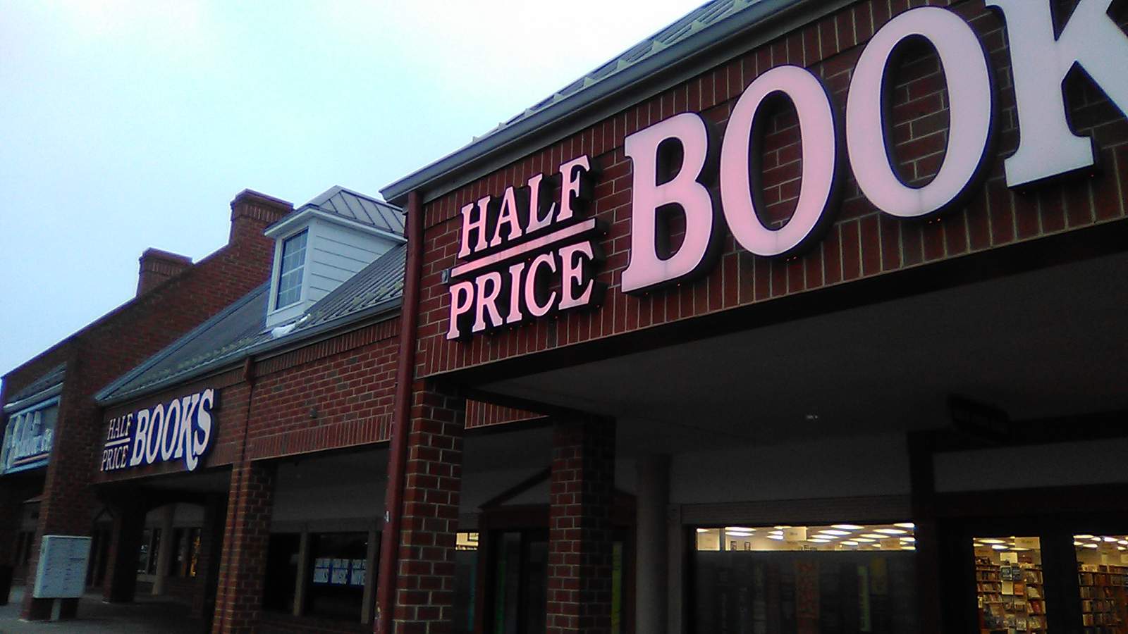 Half Price Books — photo 1