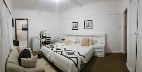 Somerset Lodge — photo 2
