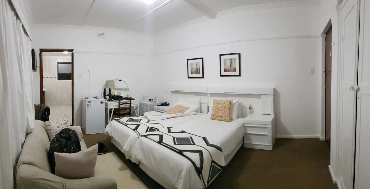Somerset Lodge — photo 2