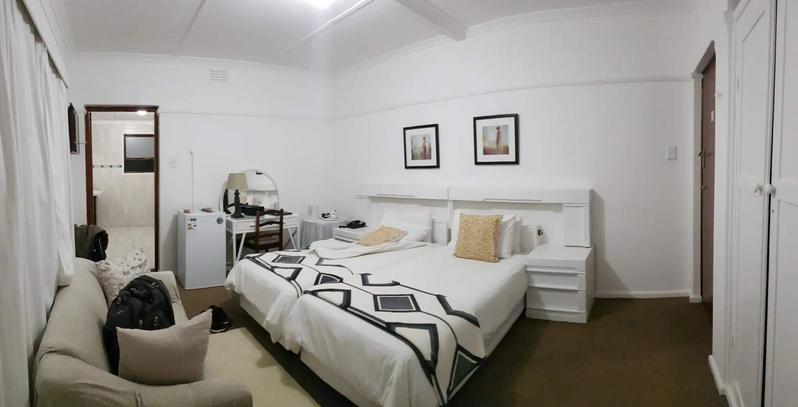 Somerset Lodge — photo 2