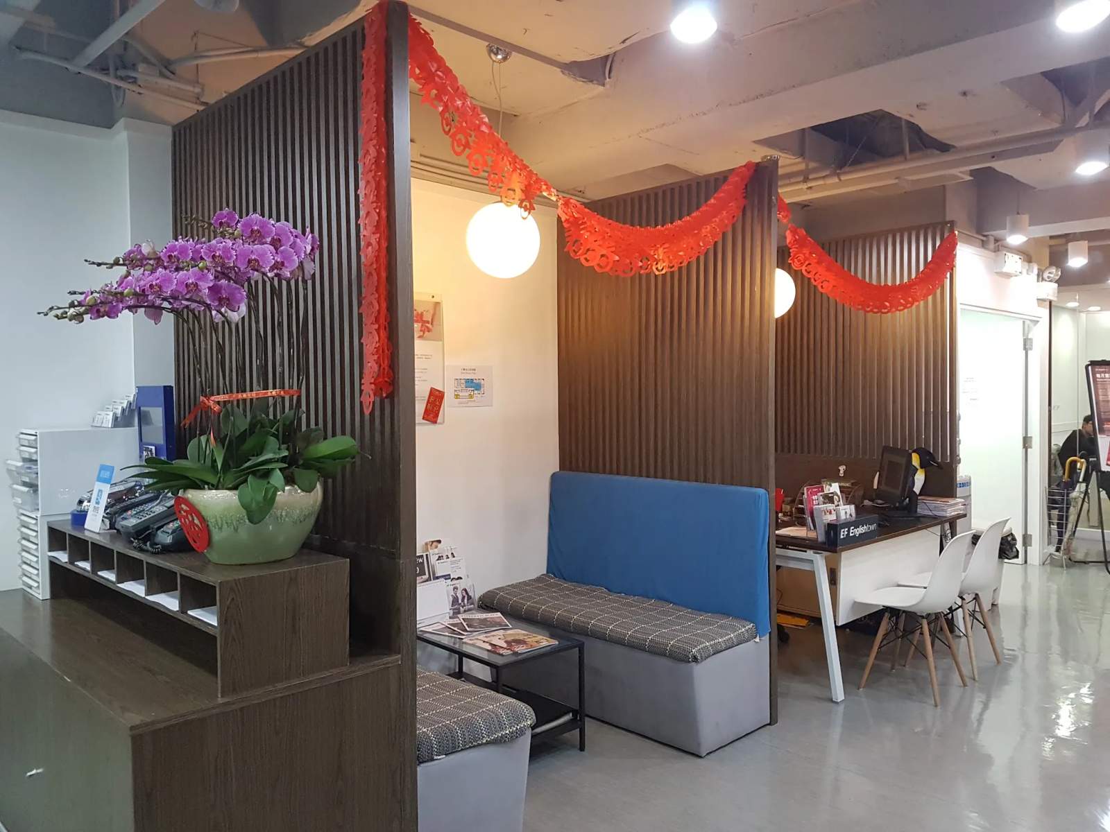 EF English Centers - Mong Kok — photo 2