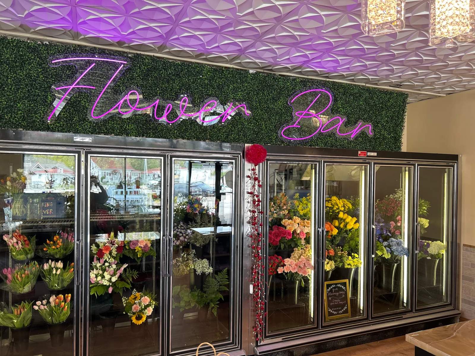 Grandpa Franks Flower Market — photo 1