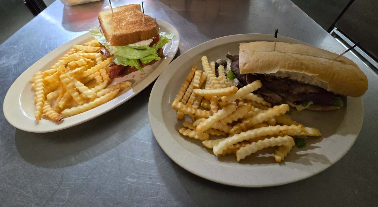 Chances Pub & Grill — photo 2