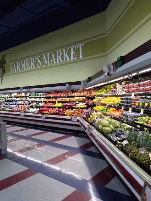 Laatsch's Piggly Wiggly — photo 3