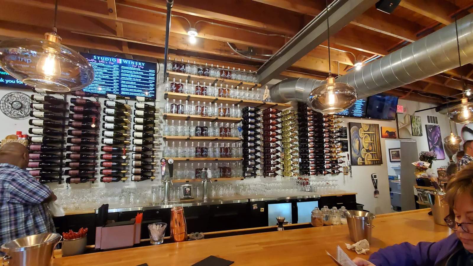 Geneva Lake Distilling + Winery — photo 3
