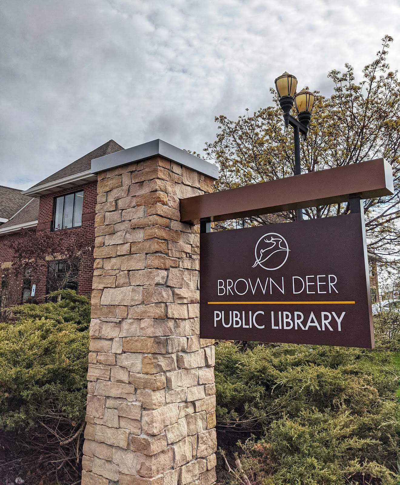 Brown Deer Public Library — photo 1