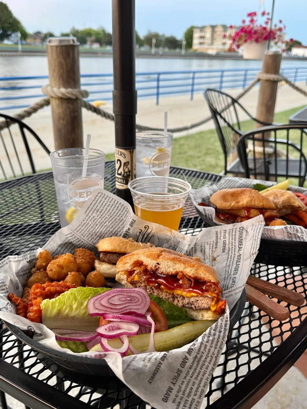 Anglers Pub & Grill — photo 3