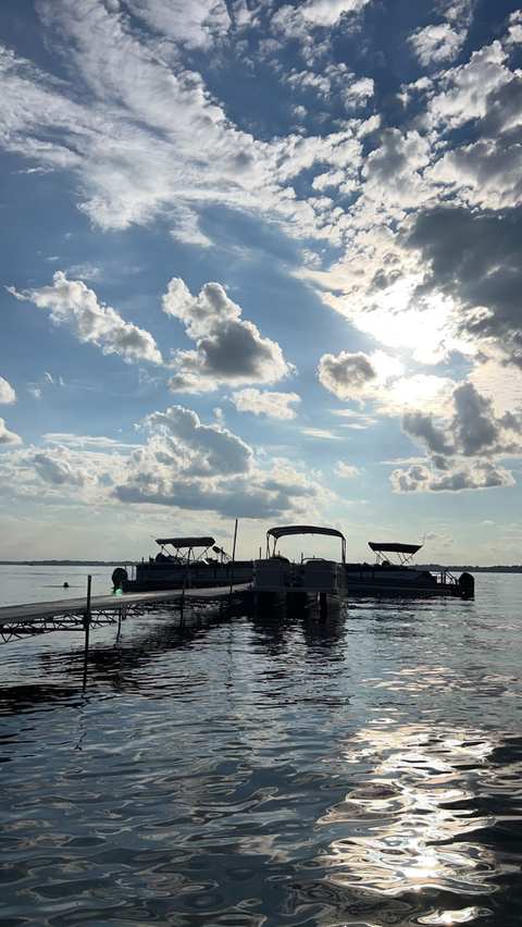Big Papa's Pontoon Rentals — photo 2