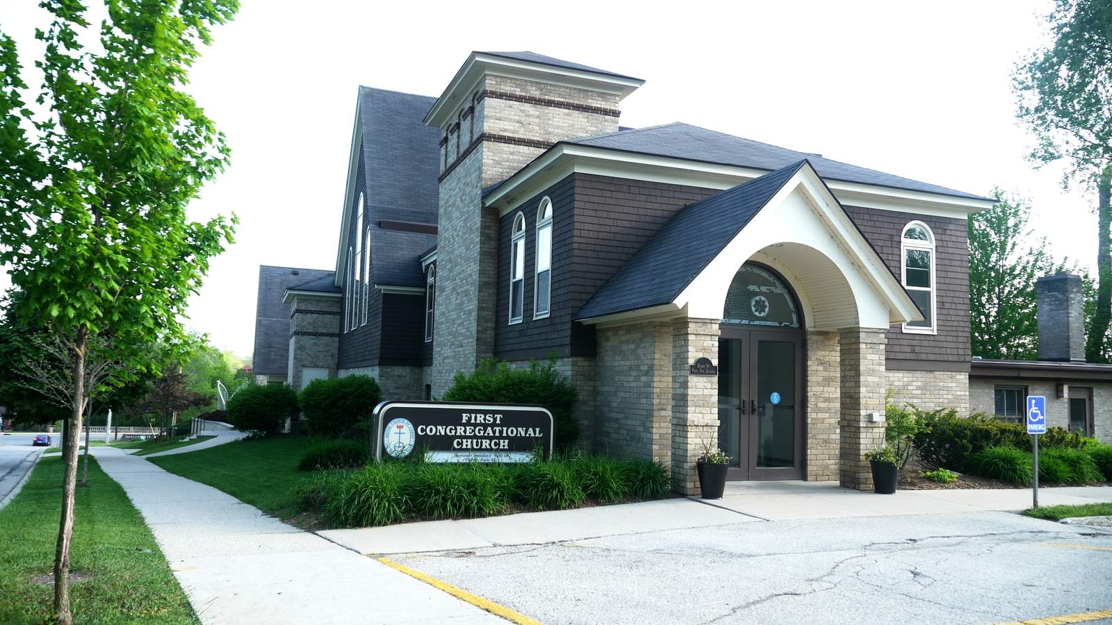 First Congregational Church — photo 1