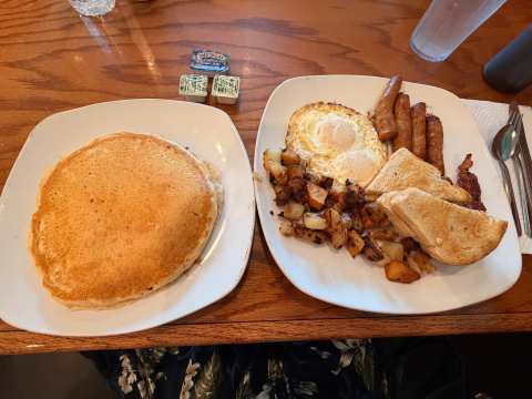 Beach Shanty Cafe — photo 3