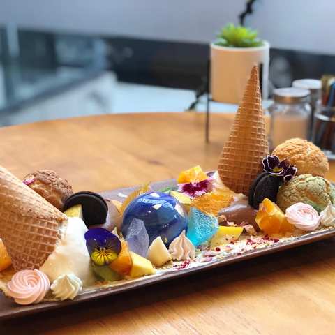 Gemini Cafe & Eatery — photo 2