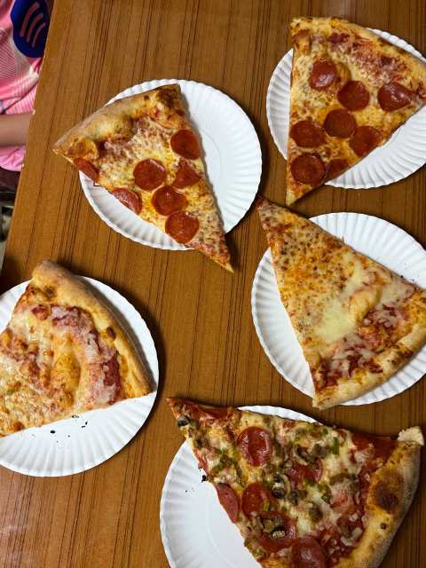 R & S Market Deli-Pizzeria — photo 3