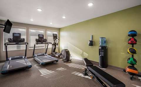 WoodSpring Suites Milwaukee - Menomonee Falls — photo 5