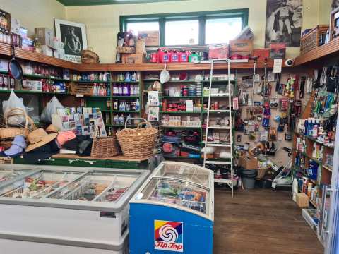 Pirinoa Community Store — photo 3
