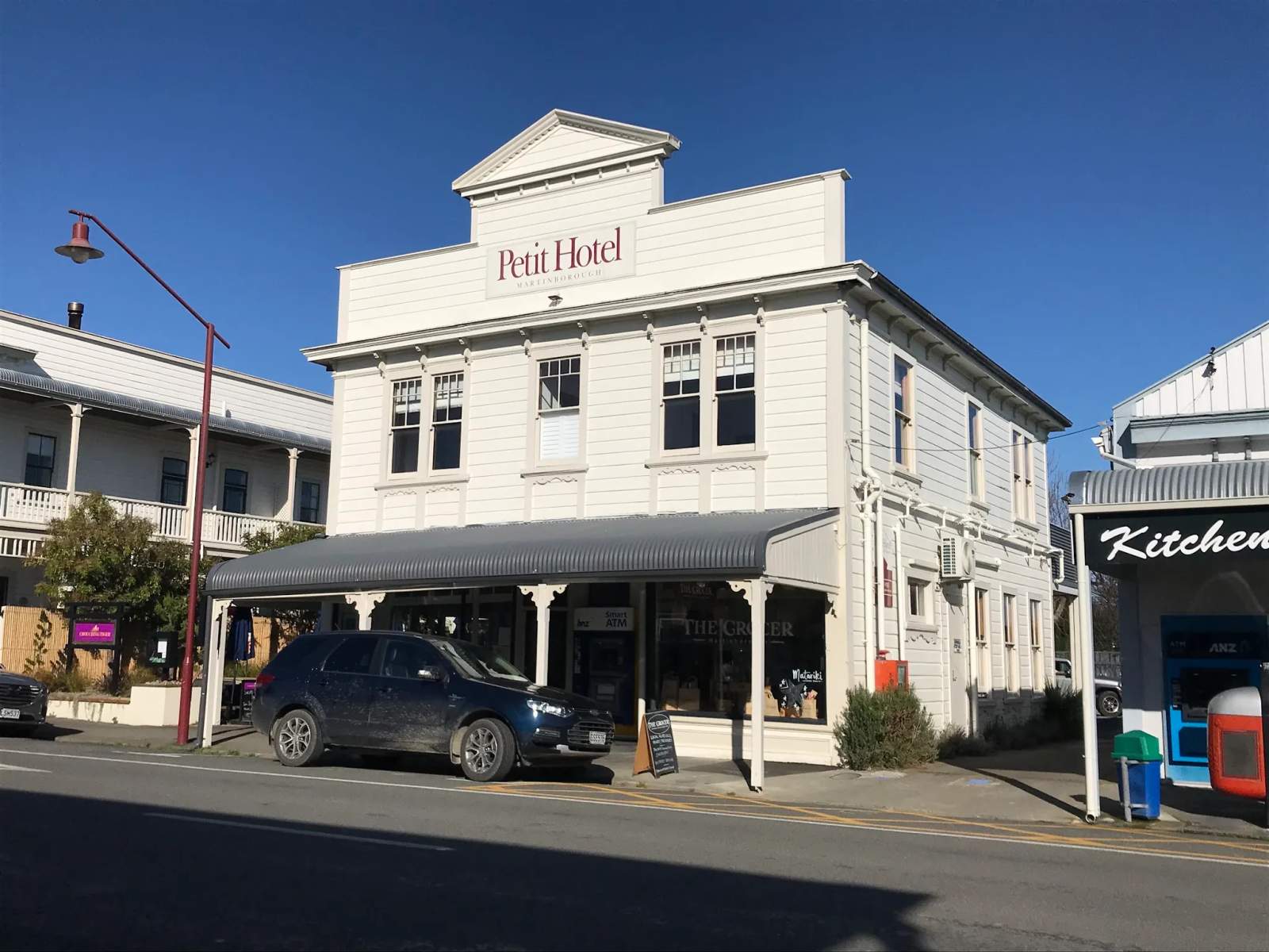 Petit Hotel — photo 4