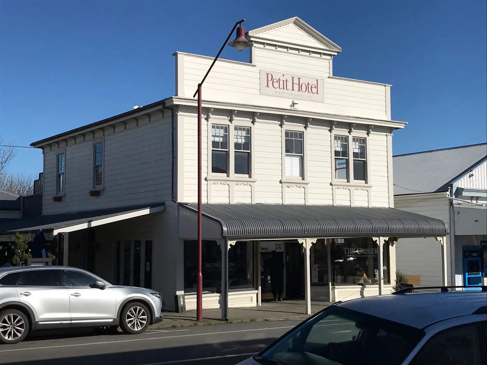 Petit Hotel — photo 1