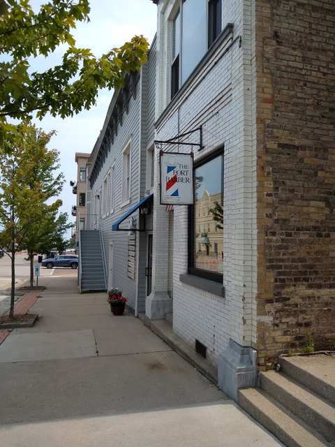 Port Barber Stylist — photo 2