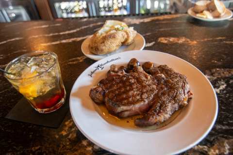 Johnny Manhattan's — photo 2