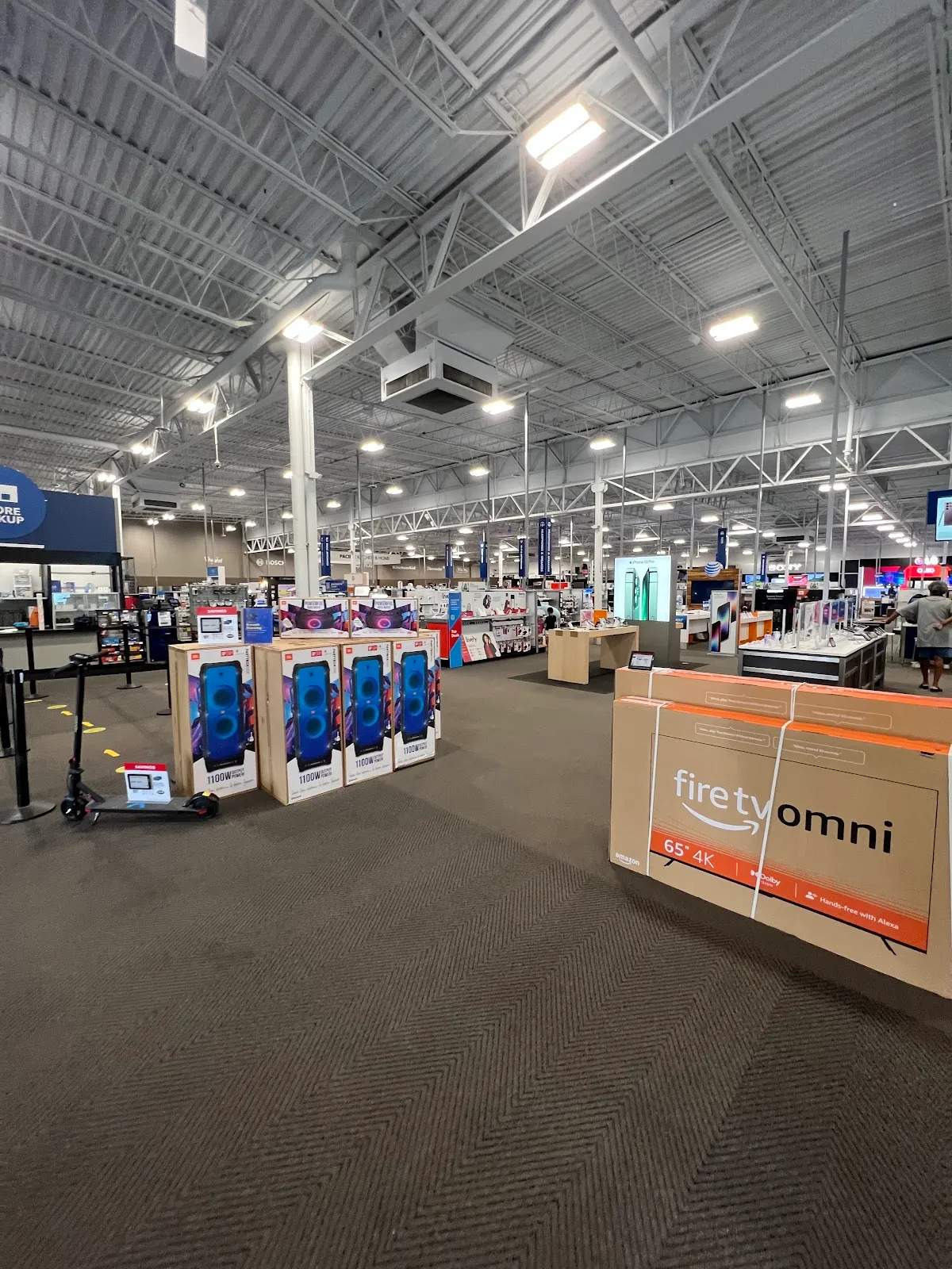 Best Buy — photo 2