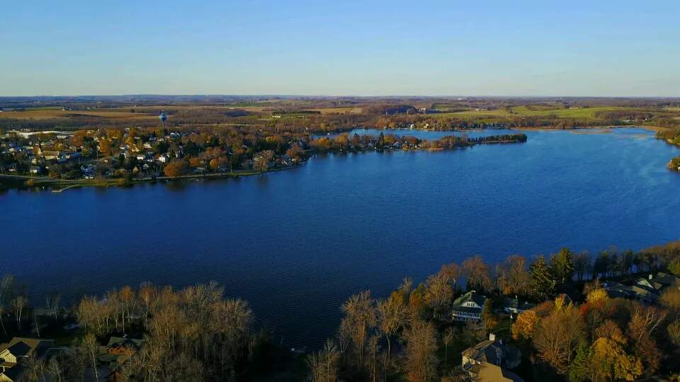 Random Lake — photo 1