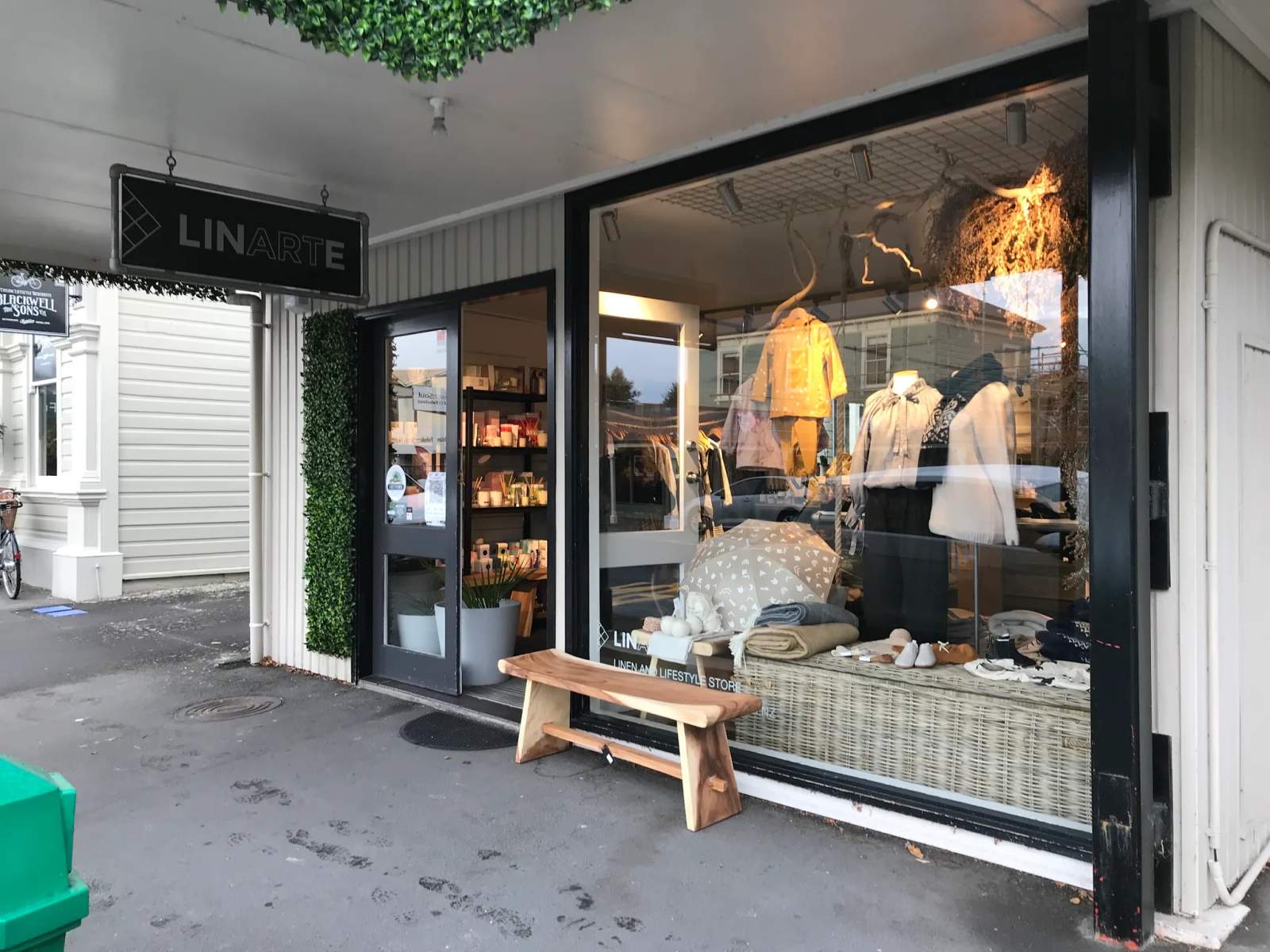 LINARTE - Nordic Linen & Women's Clothing — photo 1