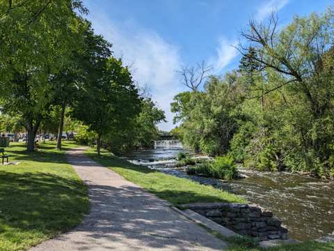 Cedar Creek Park — photo 4