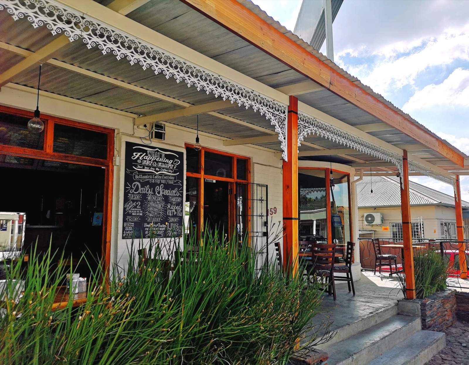 Cut and Craft Bistro — photo 1