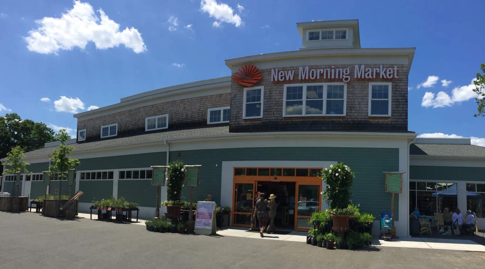 New Morning Market — photo 1