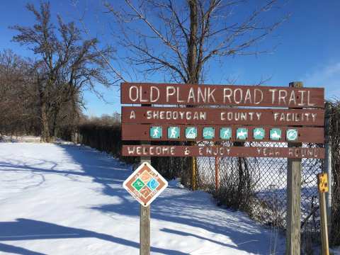 Old Plank Road: Erie Ave Trailhead — photo 3