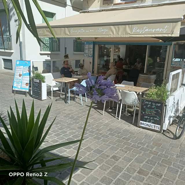Bronzette ...au village