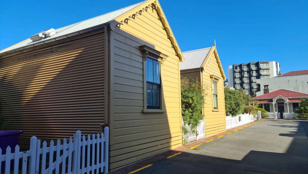 Wellington City Cottages