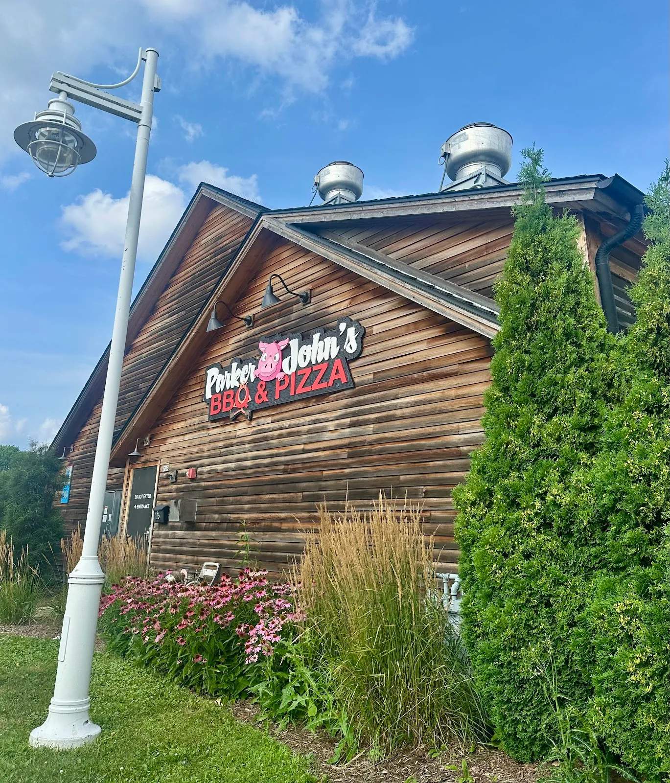 Parker John's BBQ & Pizza, Sheboygan — photo 1