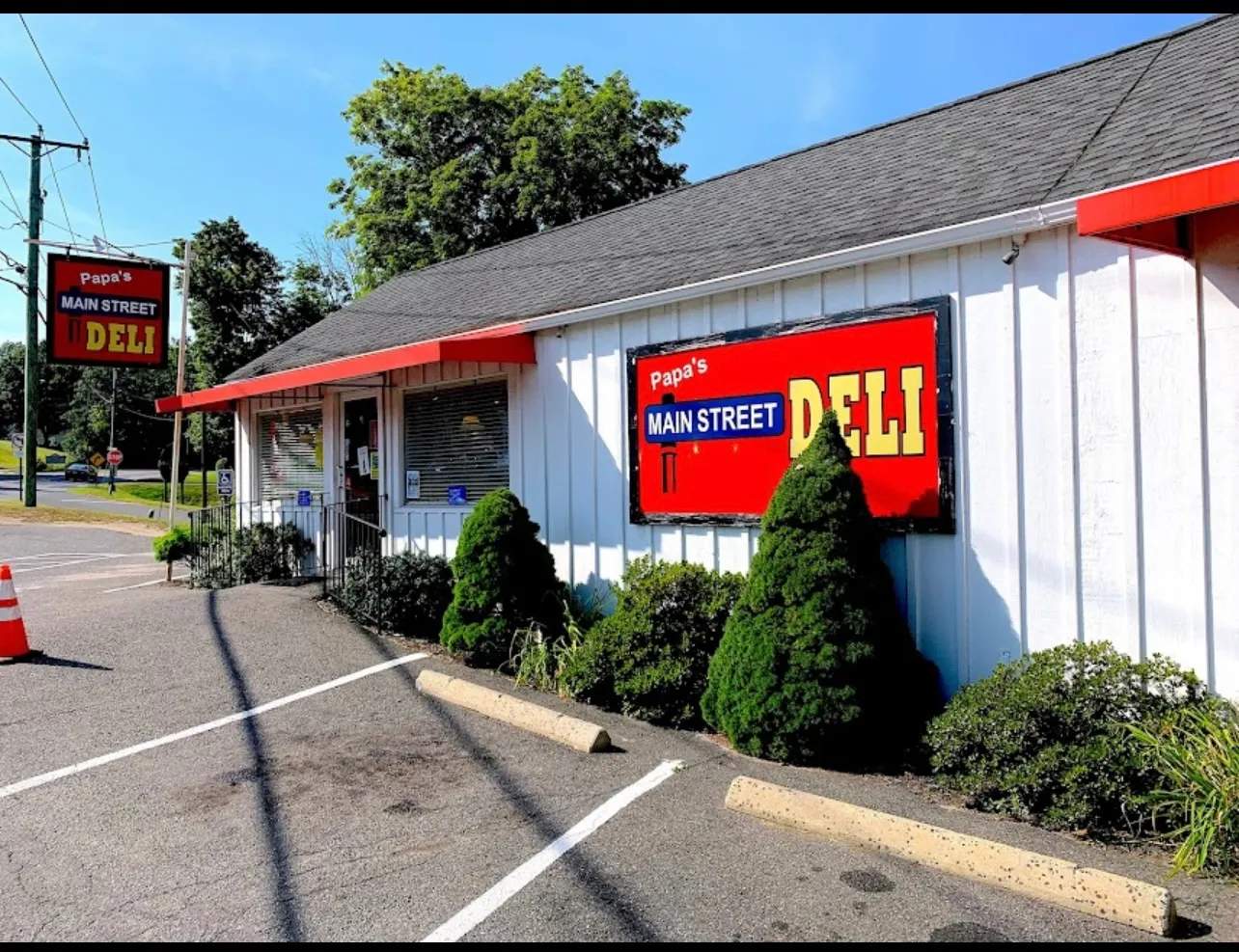 Papa's Main Street Deli — photo 1