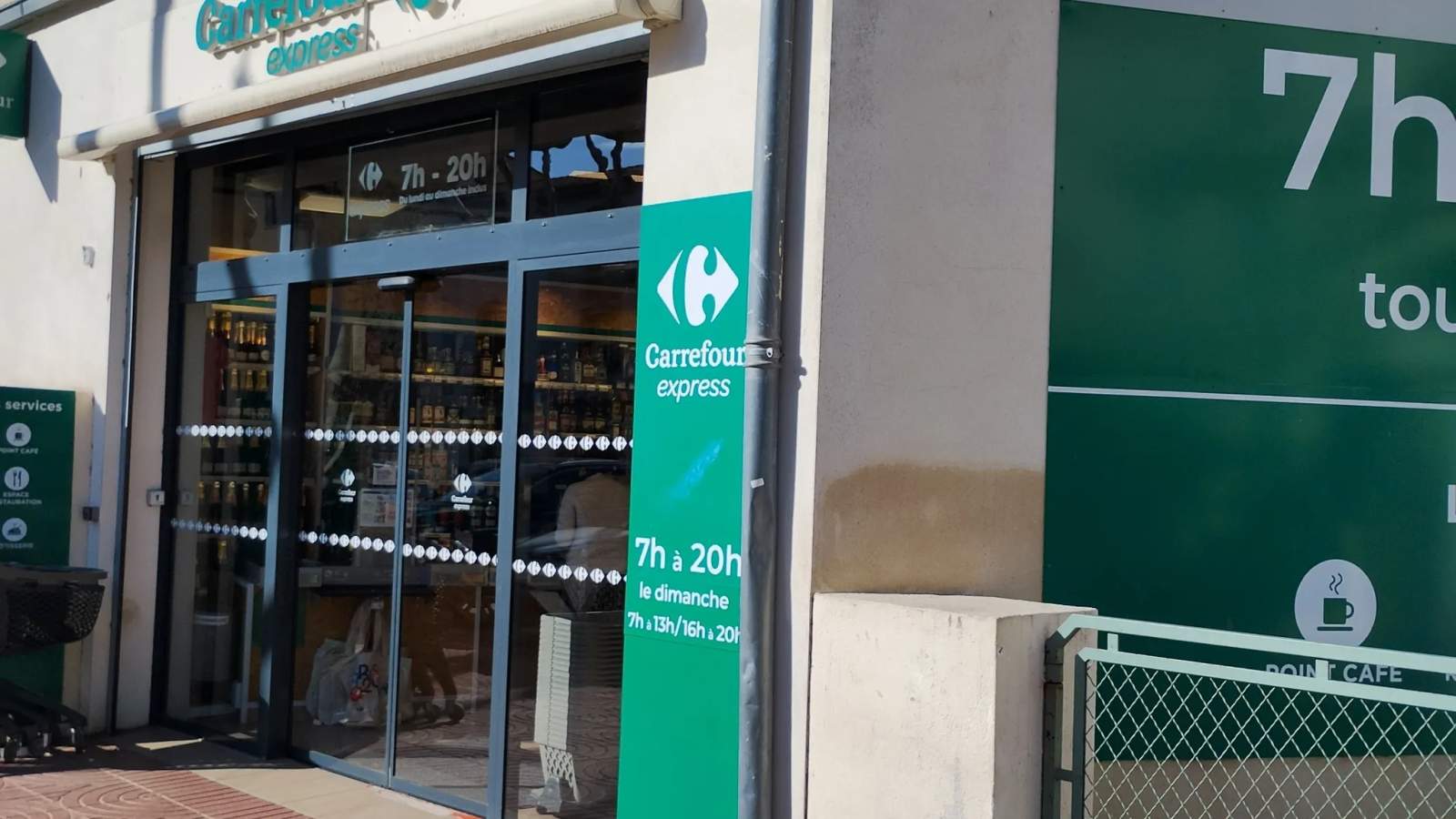 Carrefour Express — photo 1