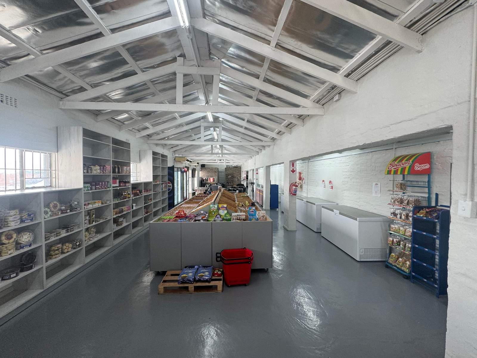 Whitehouse Mini Mart — photo 4