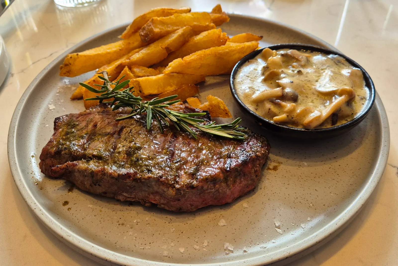 De Vier Restaurant — photo 4