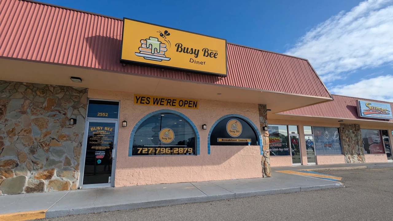 Busy Bee Diner Clearwater /Breakfast/lunch/Dinner/Bakery — photo 1