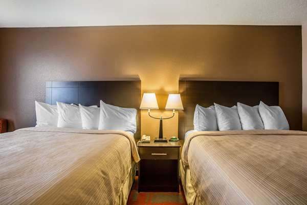 Quality Inn & Suites West Bend — photo 2