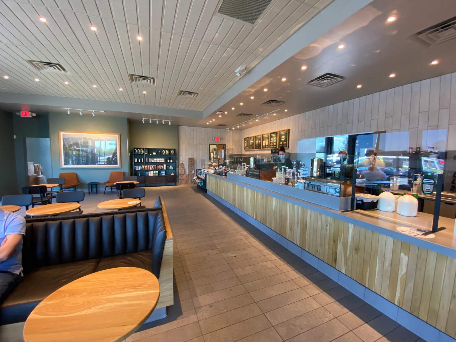 Starbucks — photo 1