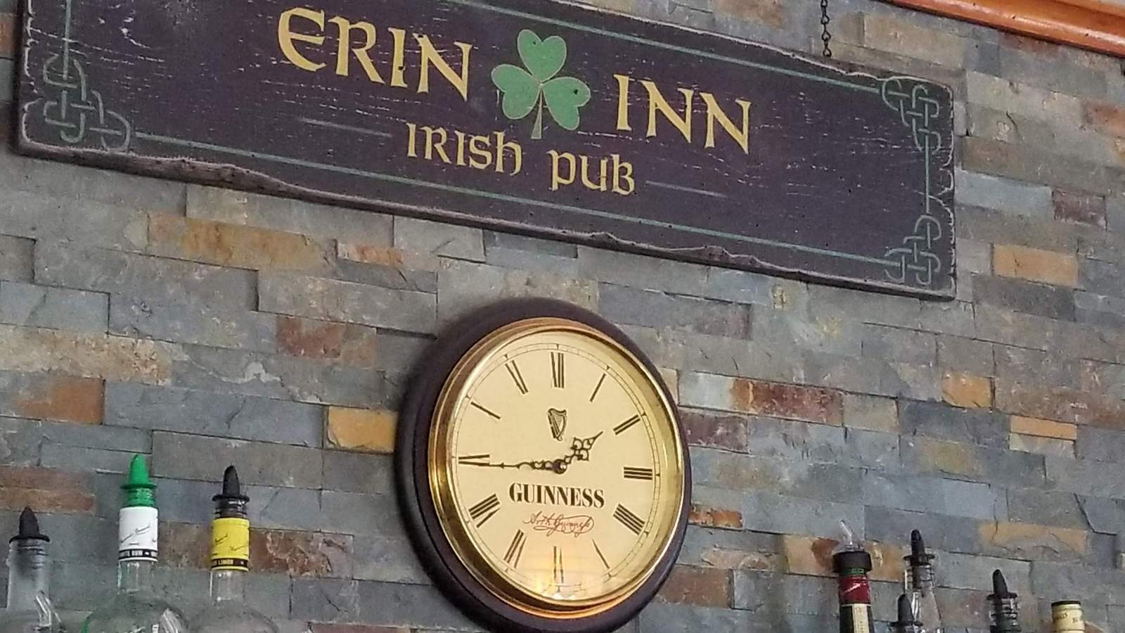 Erin Inn Irish Pub — photo 4