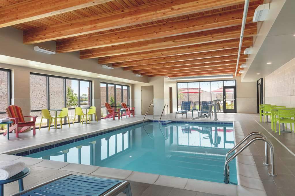 Home2 Suites by Hilton Milwaukee West — photo 3