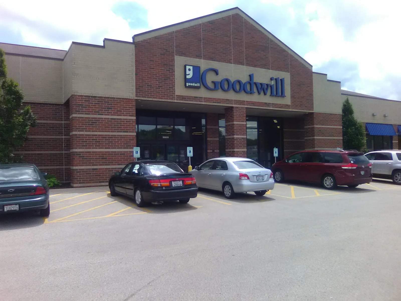 Goodwill Store & Donation Center — photo 2