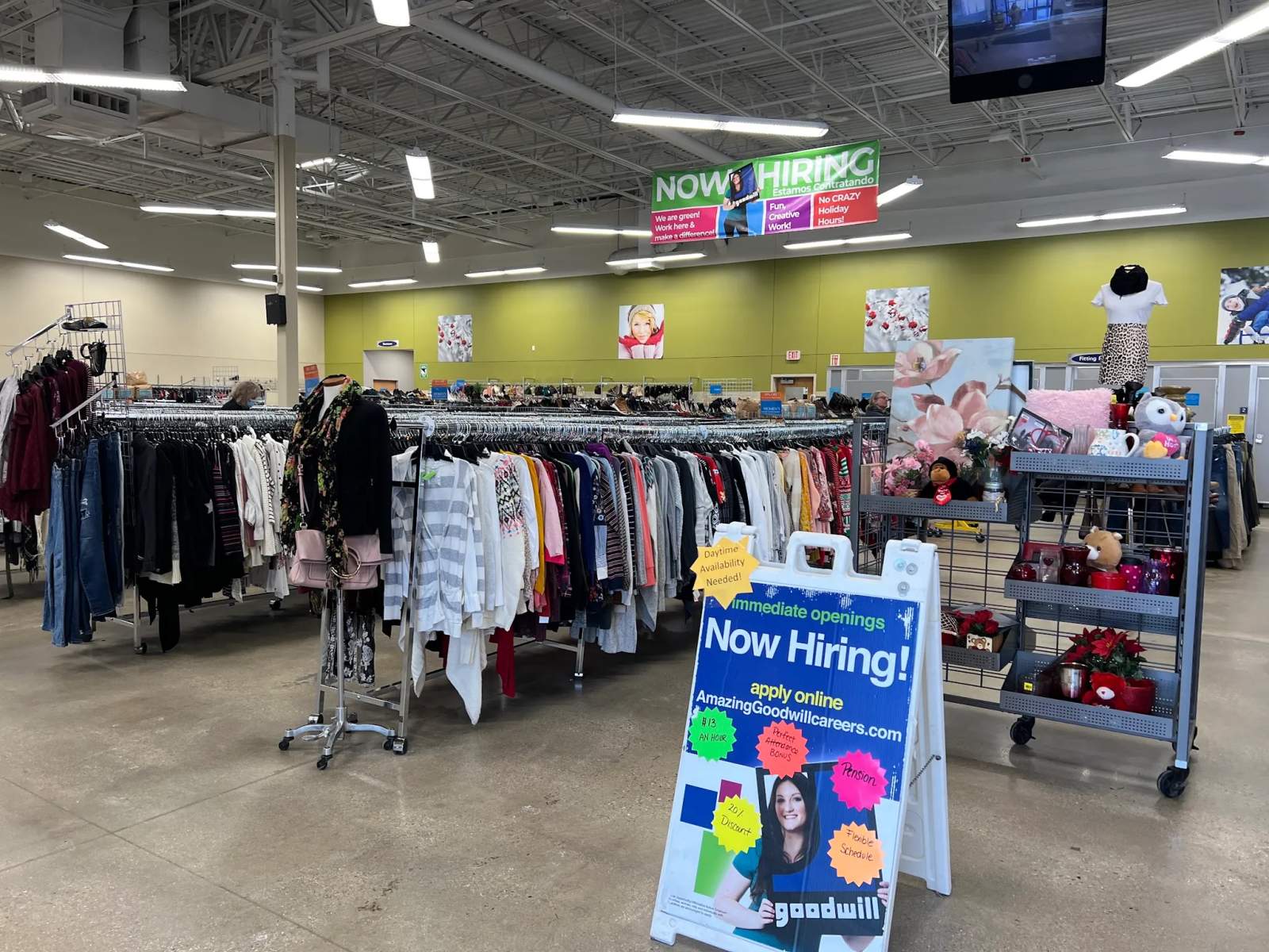 Goodwill Store & Donation Center — photo 1