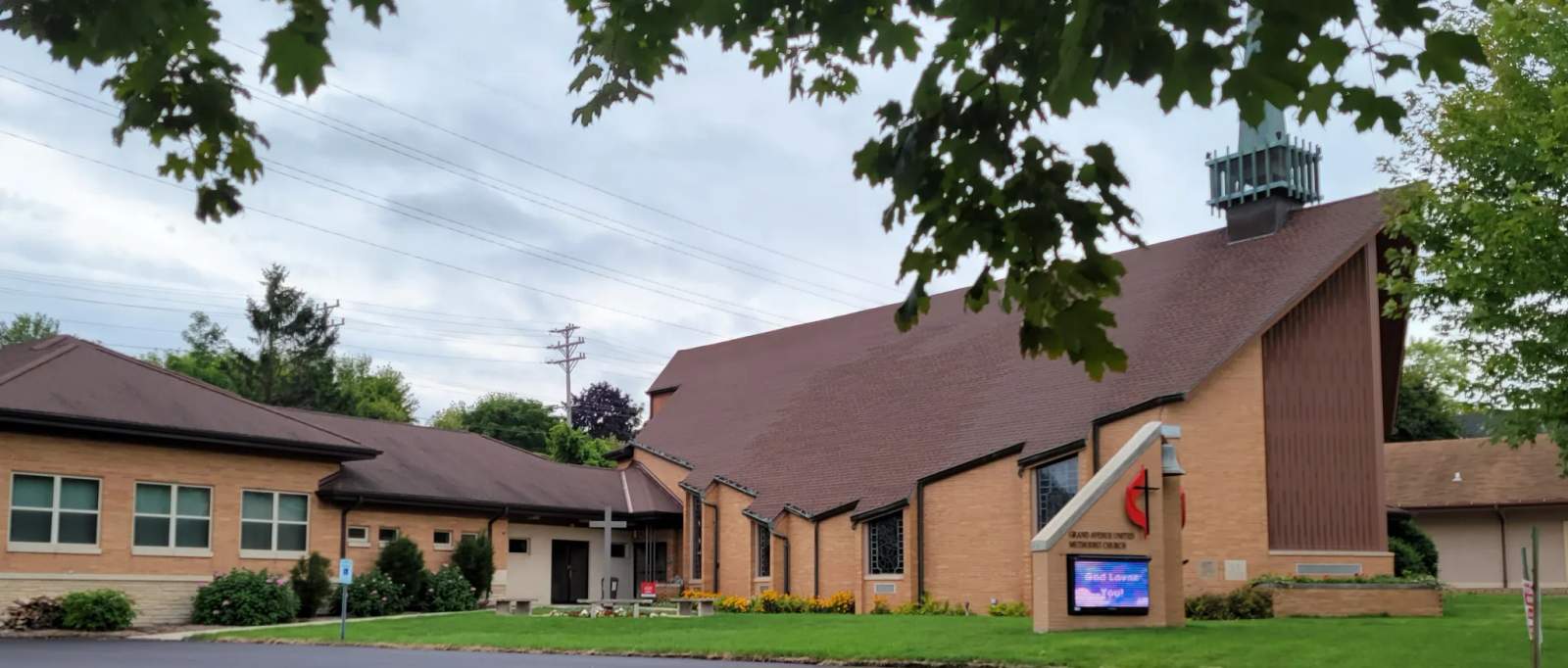 Grand Avenue United Methodist Church — photo 1