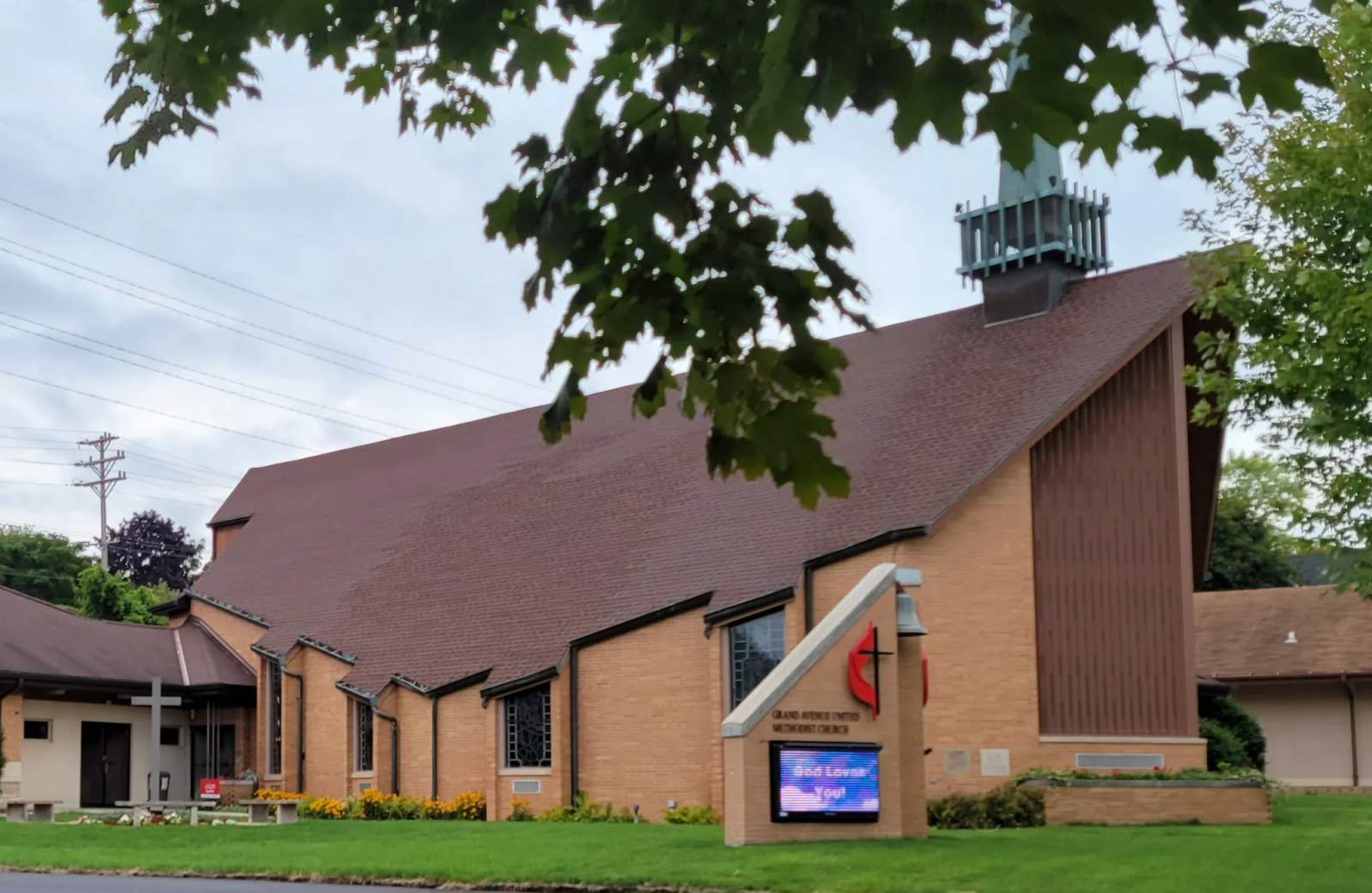 Grand Avenue United Methodist Church — photo 3