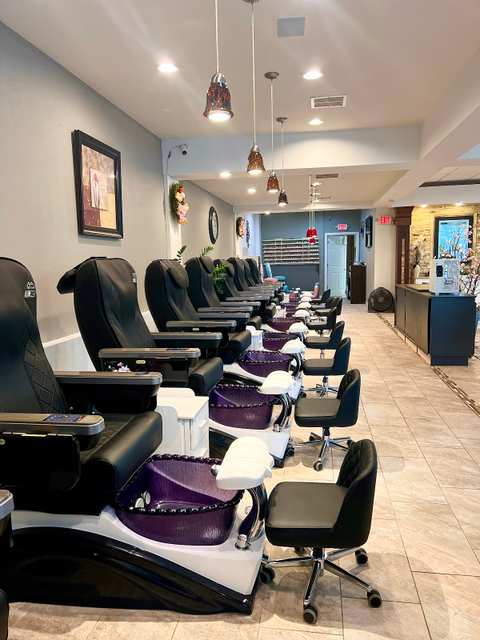 Ritz Nails & Salon — photo 3