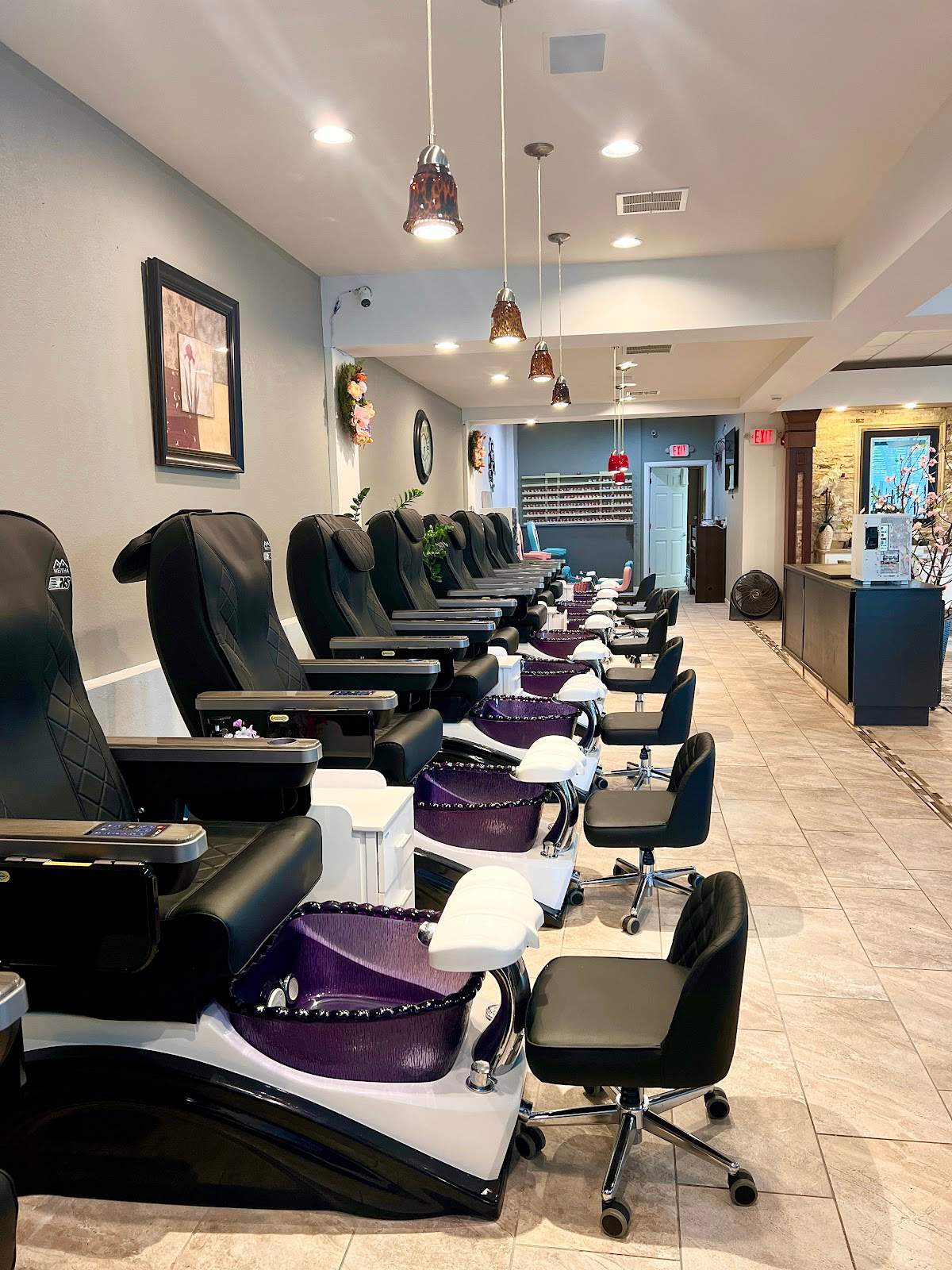 Ritz Nails & Salon — photo 3