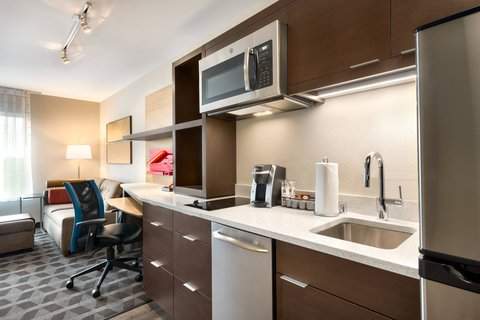 TownePlace Suites by Marriott Milwaukee Grafton — photo 7